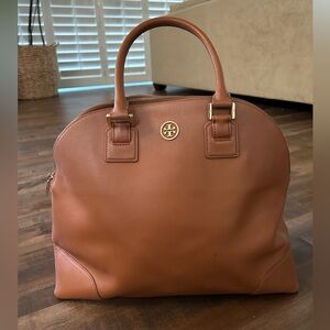 Tory Burch tan bowling ball bag